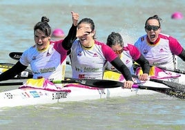 La K4 femenina española ganadora recientemente de la Copa del Mundo en Szeged, con Sara Ouzande, Lucía Val, Estefanía Fernández y Bárbara Pardo.