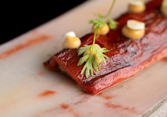 Un plato moderno inspirado en dos clásicos extremeños