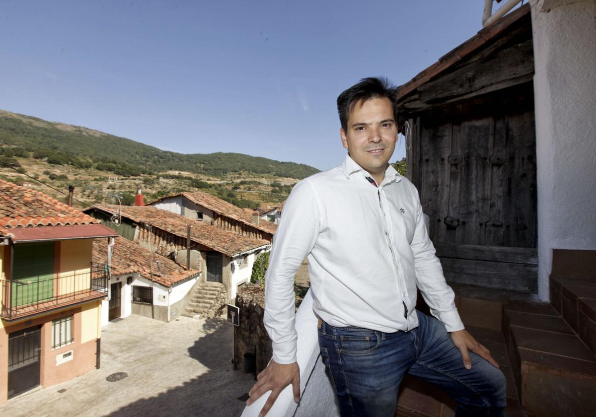 Óscar Mateos es el nuevo director general de Turismo tras el cese de Viñuales