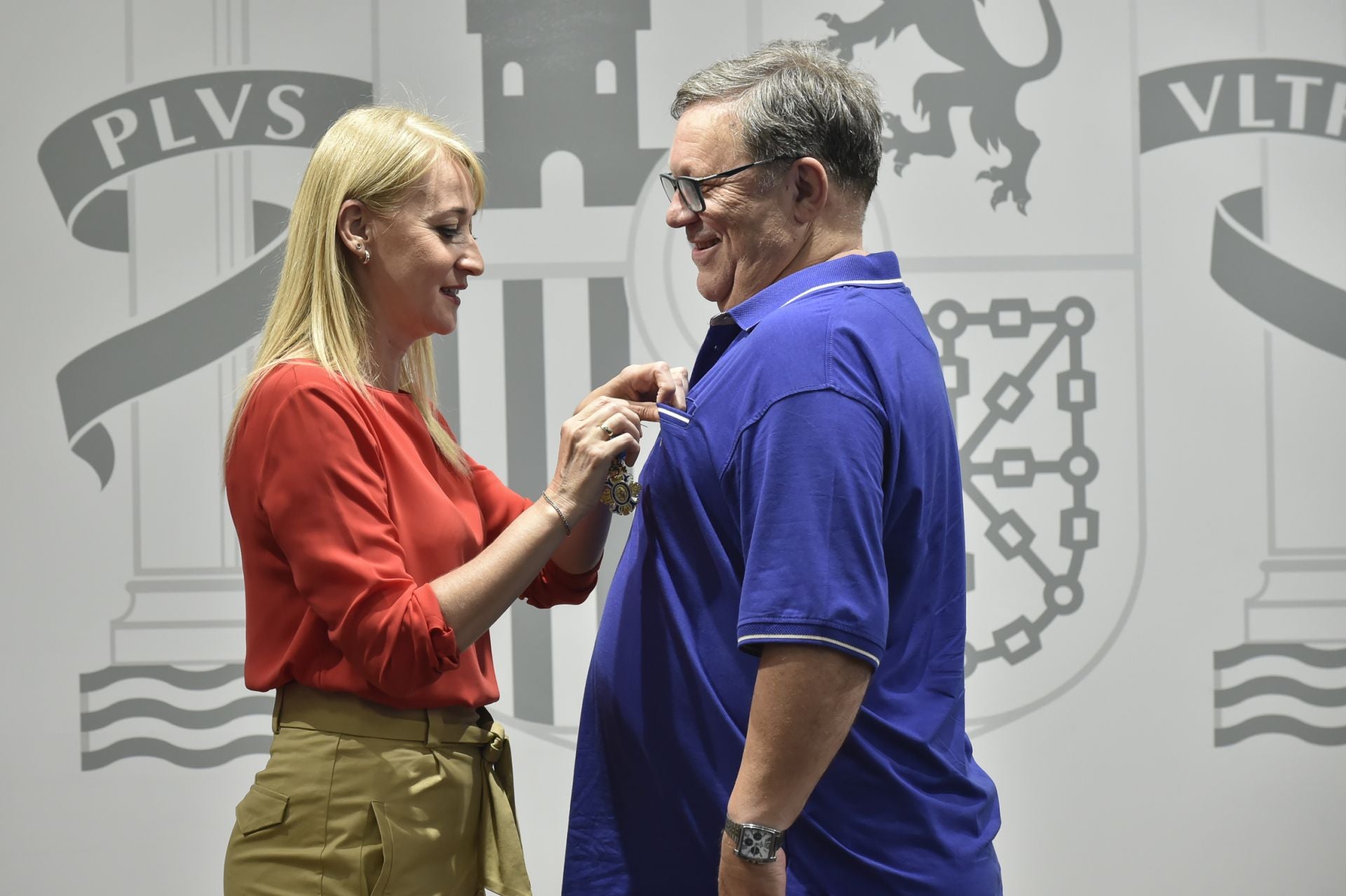 La entrega de medallas de la Orden del Mérito Civil e Isabel la Católica, en imágenes